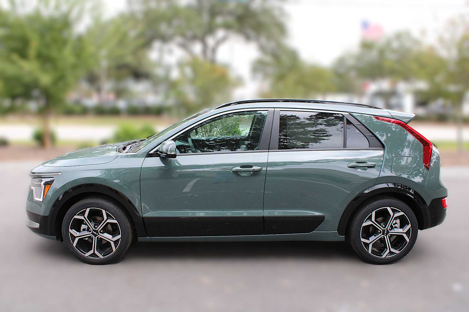 2025 Kia Niro EX Touring photo 8