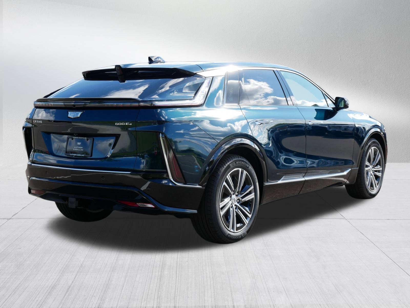 2026 Cadillac Lyriq Luxury photo 6