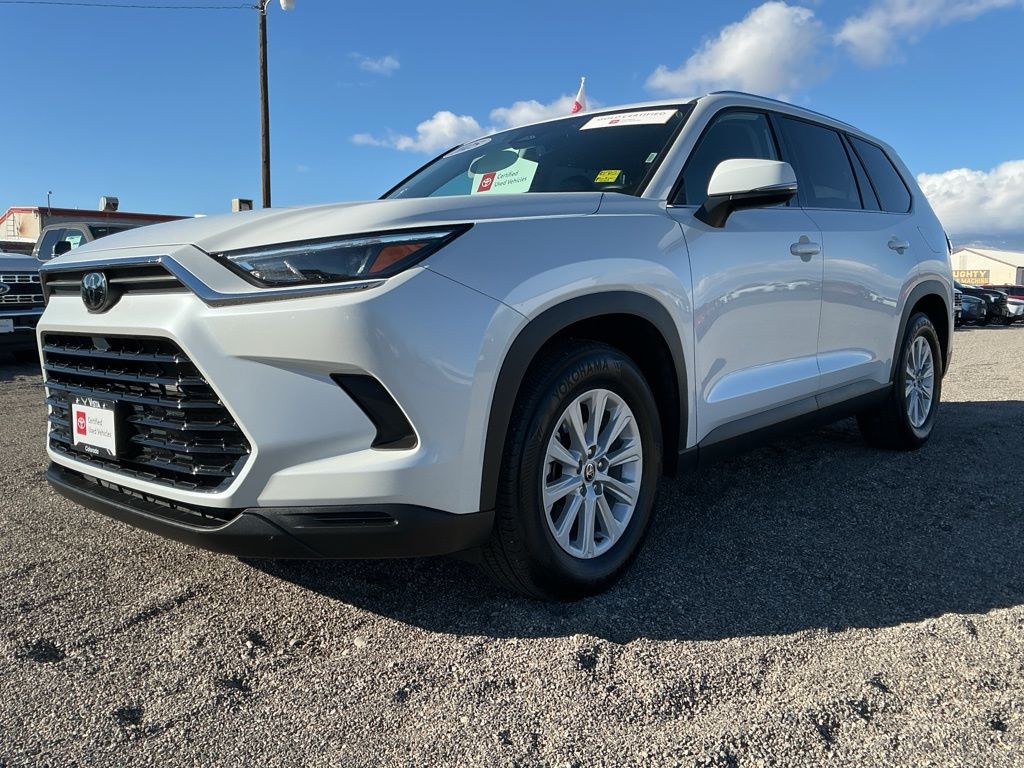 2025 Toyota Grand Highlander XLE's photo