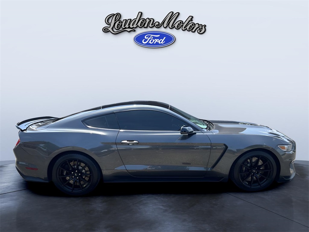 2017 Ford Mustang Shelby GT350 photo 3