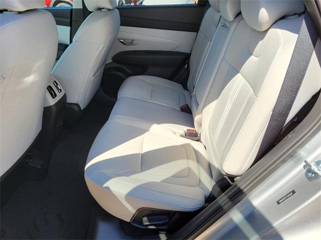 2026 Hyundai Tucson SEL photo 8