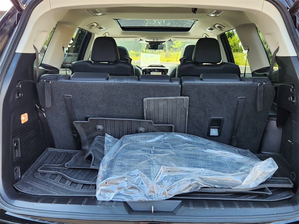 2024 Subaru Ascent Touring photo 14