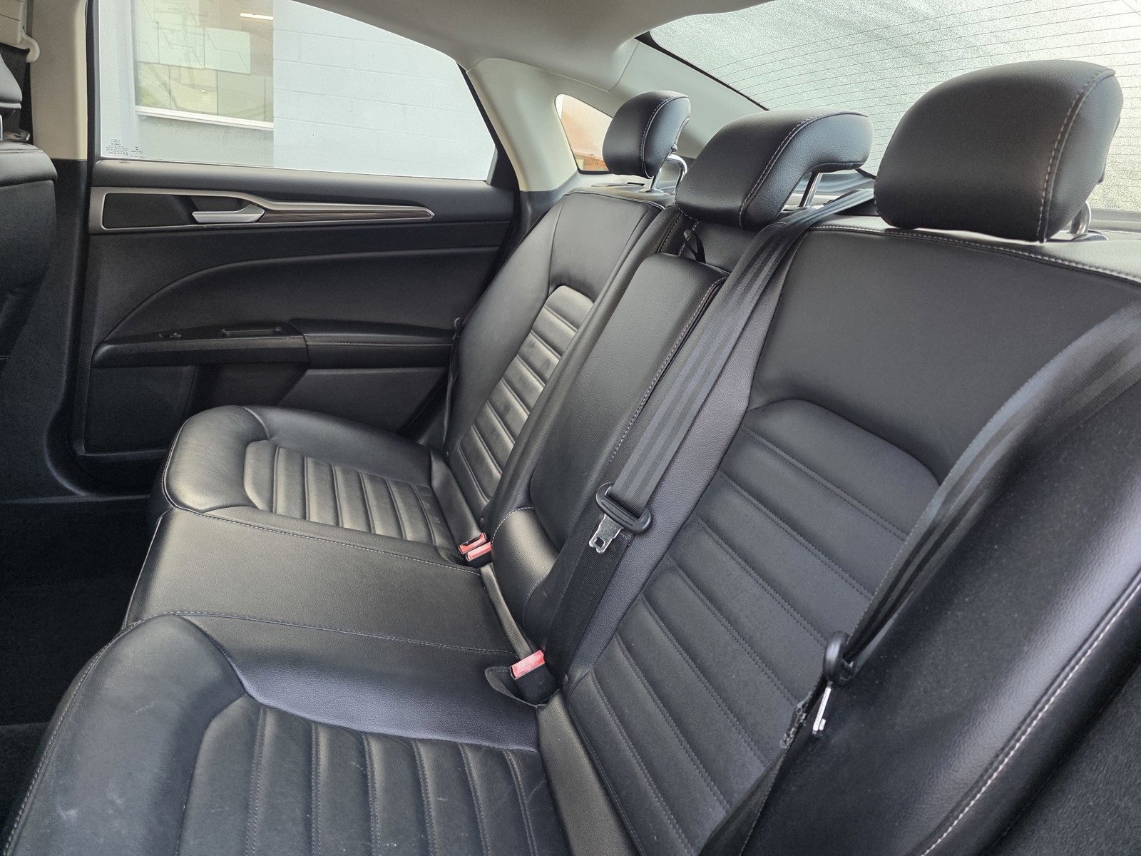 2017 Ford Fusion Energi SE photo 13