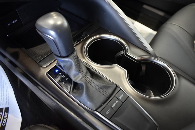 2024 Toyota Camry SE photo 19