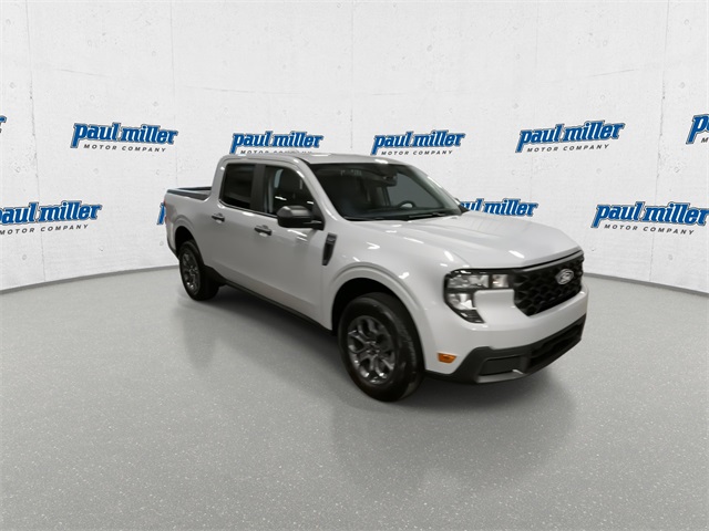 2025 Ford Maverick XLT photo 2