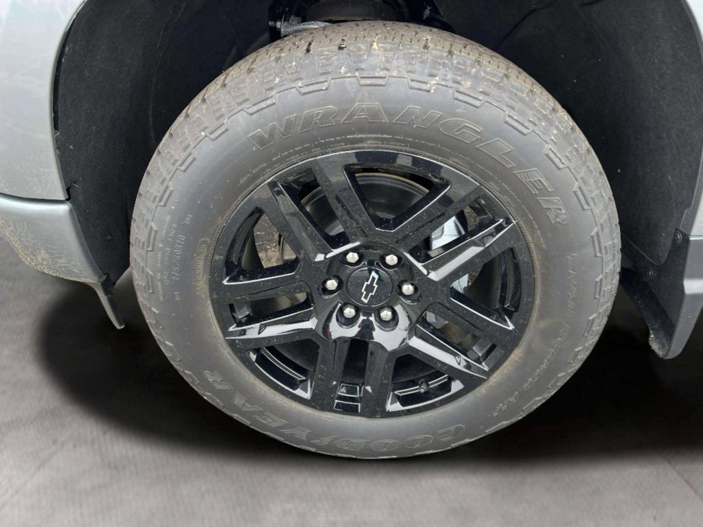 2024 Chevrolet Silverado 1500 RST photo 6