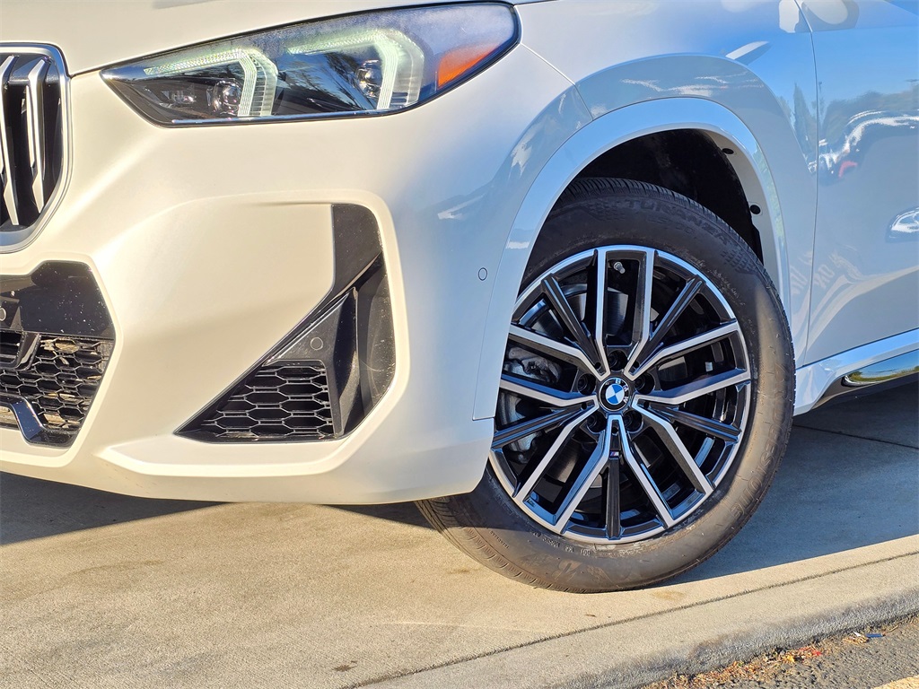 2025 Bmw X1 XDrive28i photo 2