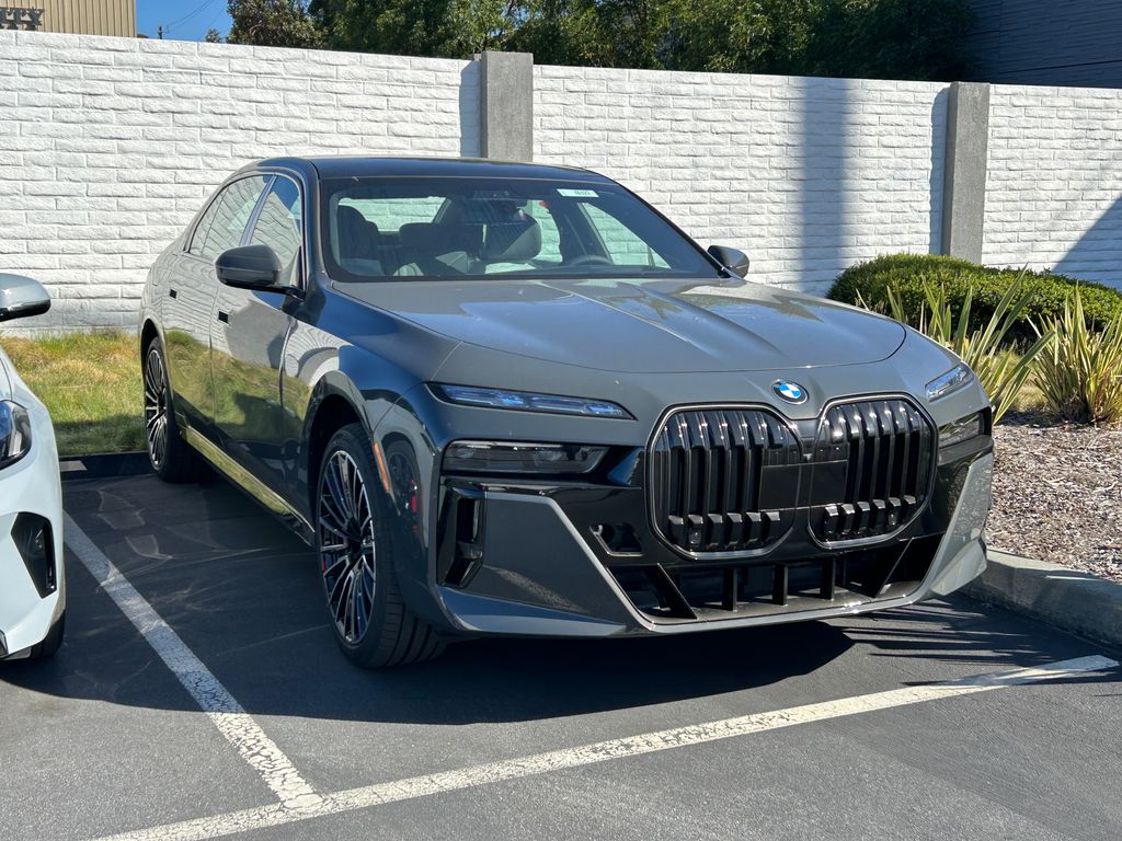 2025 Bmw 760i 760i xDrive photo 2