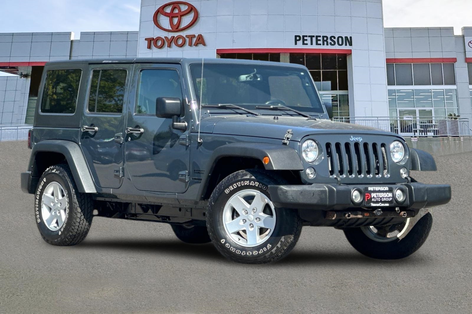 2016 Jeep Wrangler Unlimited Sport photo 2