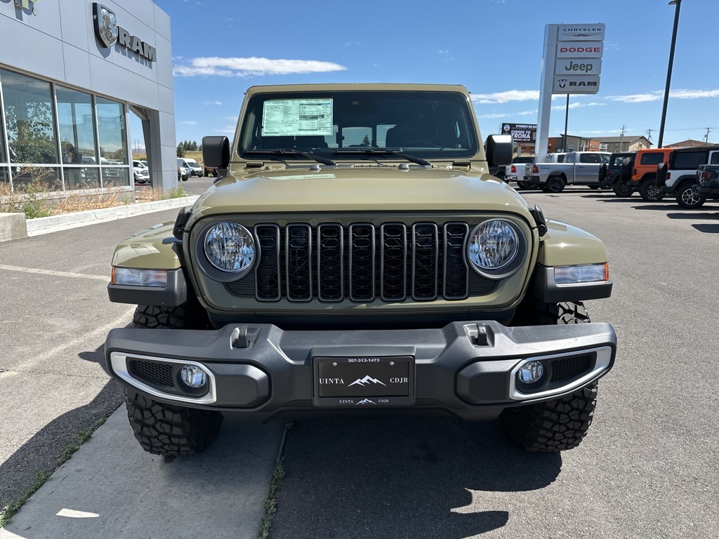 2025 Jeep Gladiator Sport photo 4