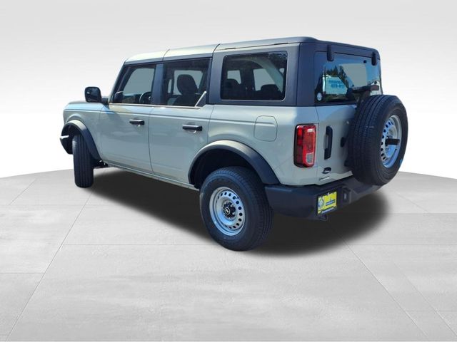 2025 Ford Bronco Base photo 4