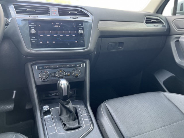 2020 Volkswagen Tiguan SE photo 6