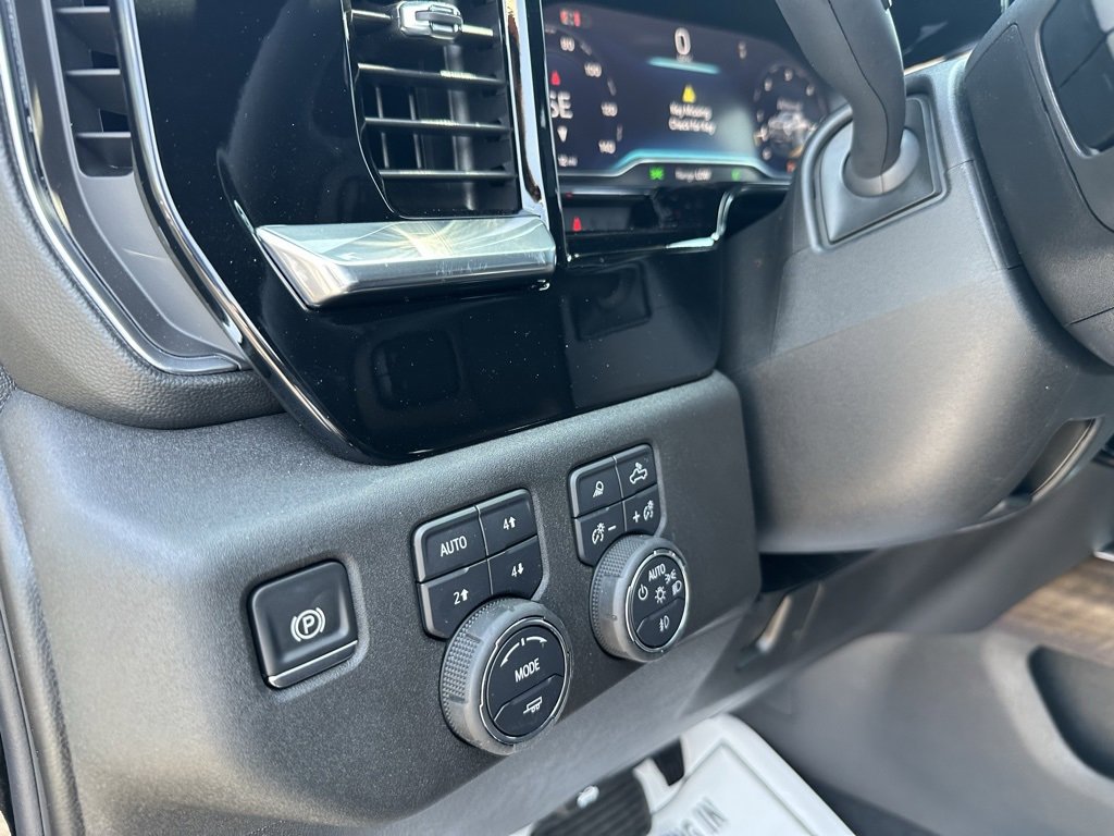 2025 Chevrolet Silverado 2500HD High Country photo 26