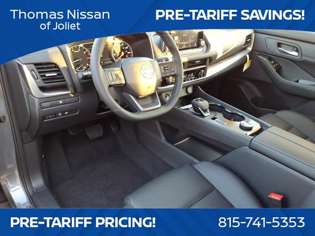 2026 Nissan Rogue SV photo 9