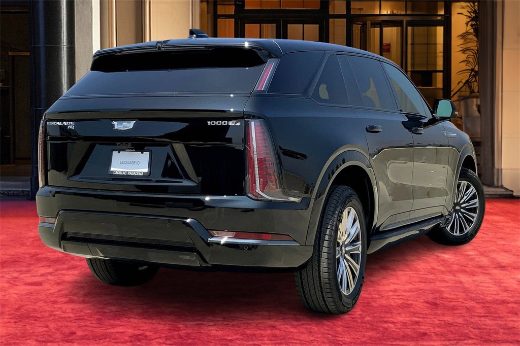 2026 Cadillac Escalade IQ Sport photo 5