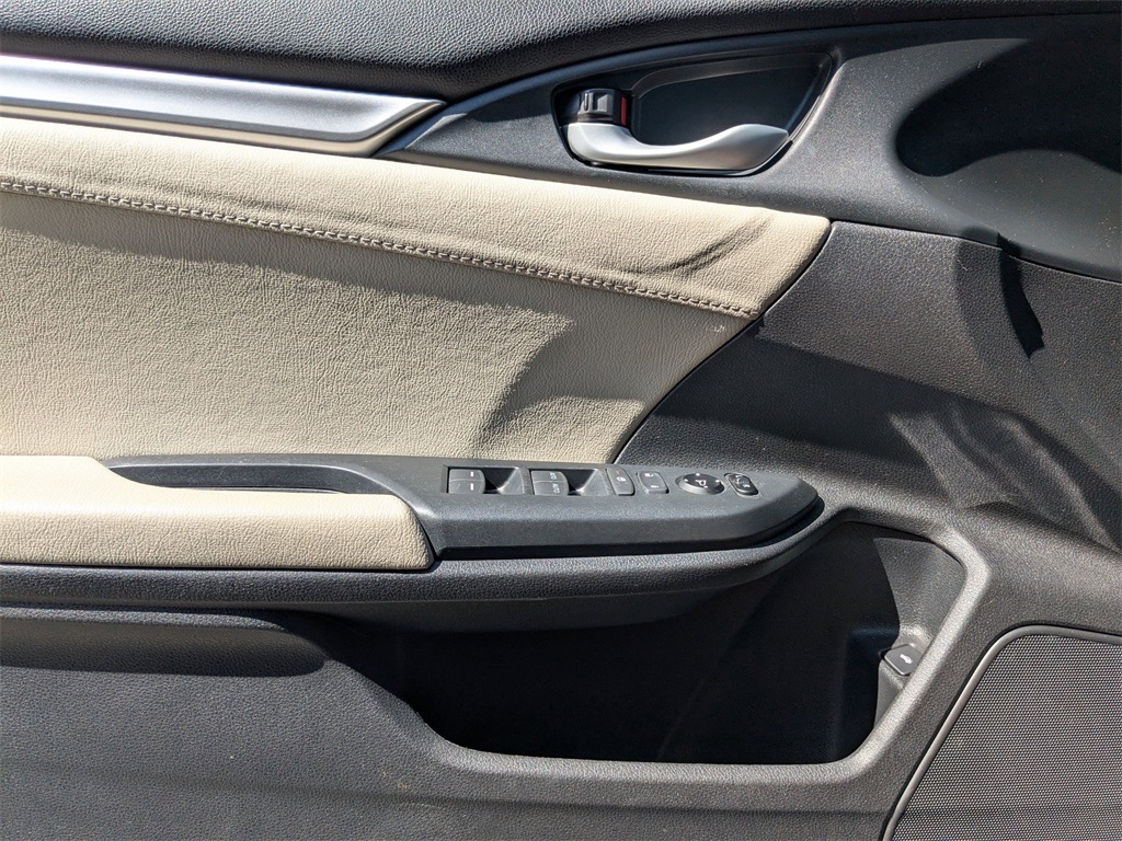 2016 Honda Civic EX-T photo 23