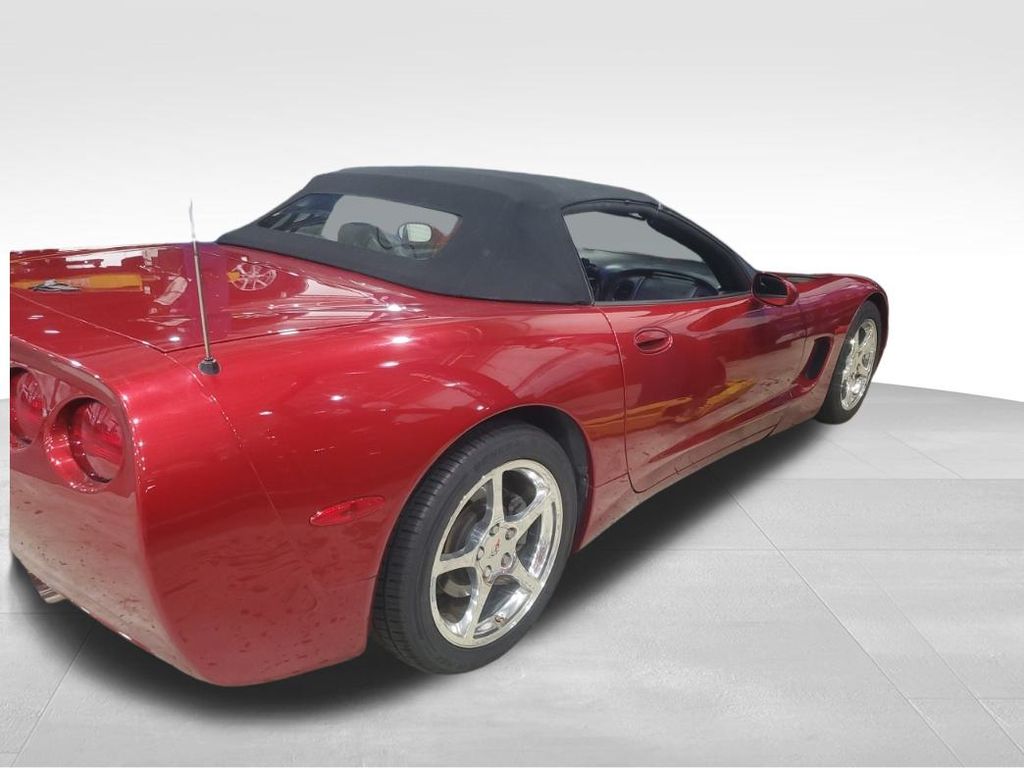 2000 Chevrolet Corvette Base photo 2