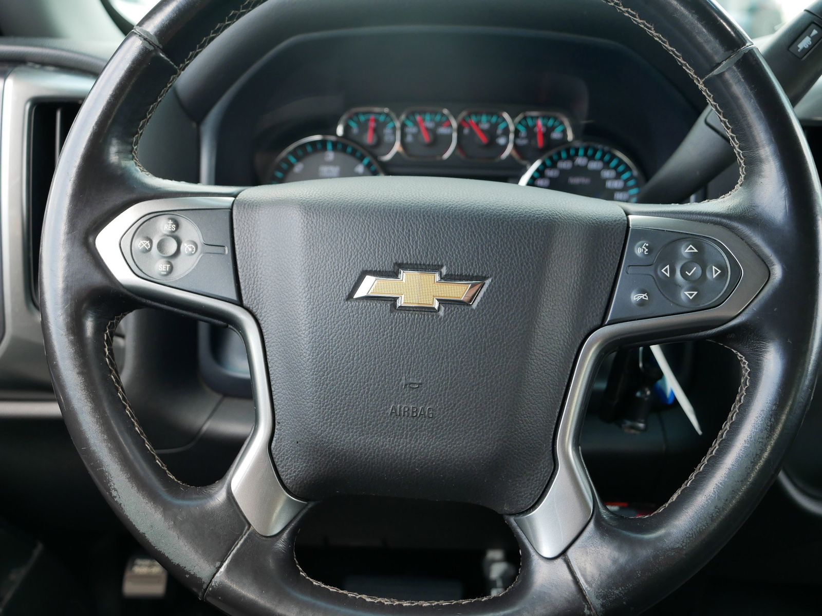 2019 Chevrolet Silverado 1500 LT photo 18