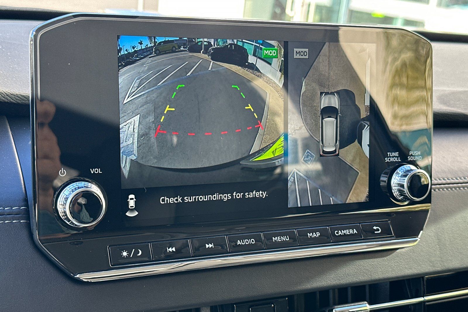 2025 Mitsubishi Outlander PHEV SE photo 18