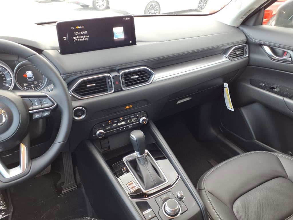 2025 Mazda CX-5 2.5 S Preferred photo 2