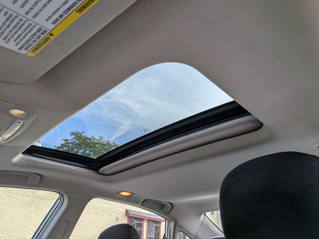 2013 Nissan Altima 2.5 SV photo 12