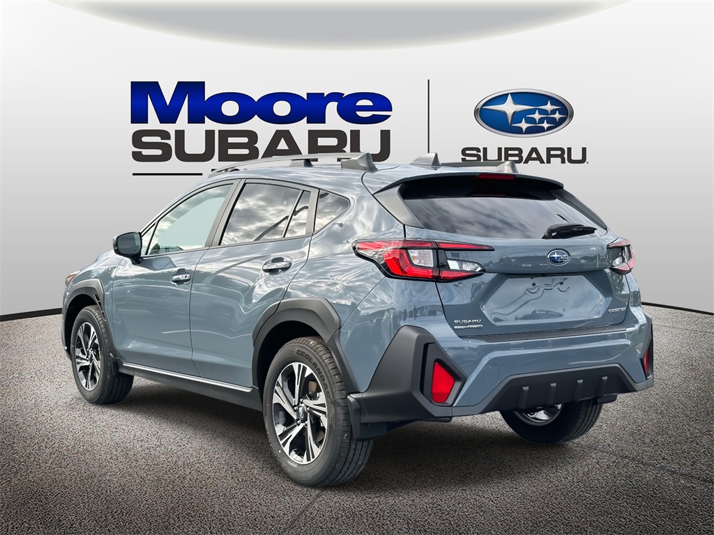 2025 Subaru Crosstrek Premium photo 2