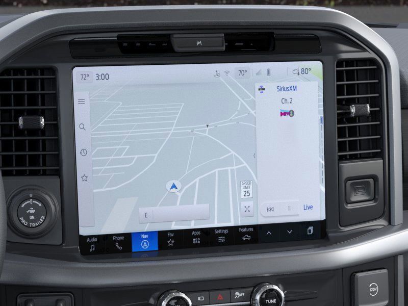 2025 Ford F-150 XLT photo 13