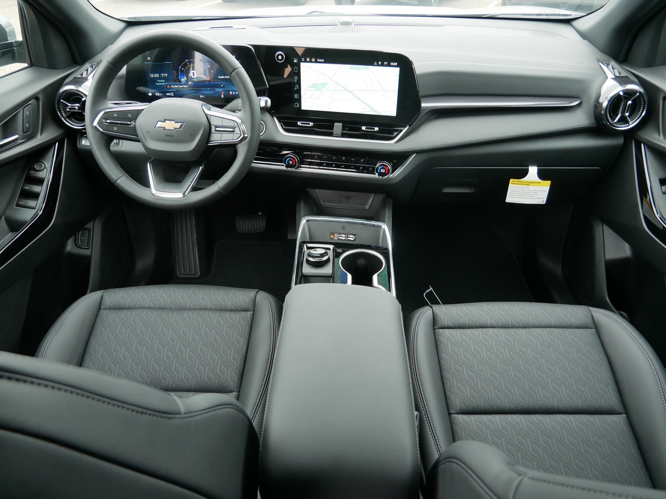 2026 Chevrolet Equinox LT photo 4