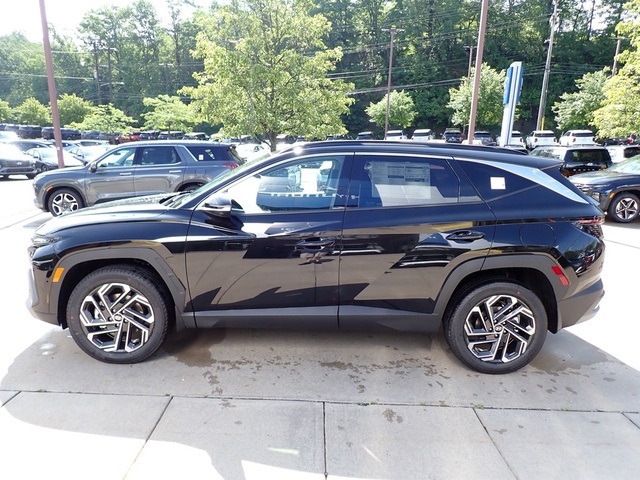 2025 Hyundai Tucson Limited photo 5