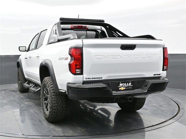 2025 Chevrolet Colorado ZR2 photo 4