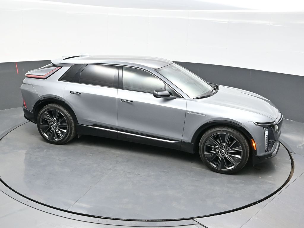 2024 Cadillac Lyriq Sport photo 29