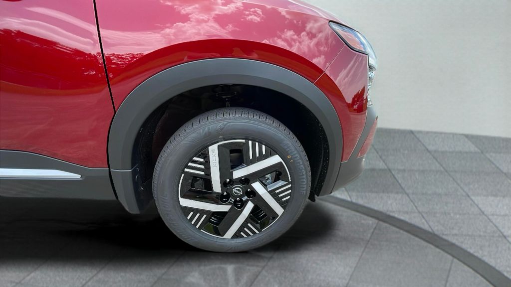 2025 Nissan Kicks SV photo 15