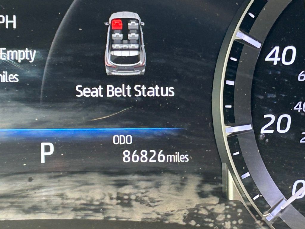 2021 Toyota Highlander Limited photo 9
