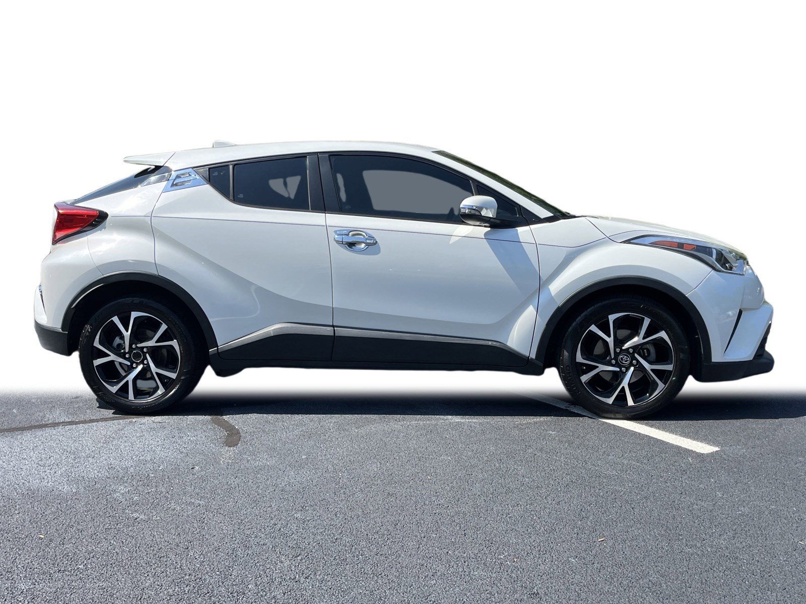 2018 Toyota C-HR XLE Premium photo 20