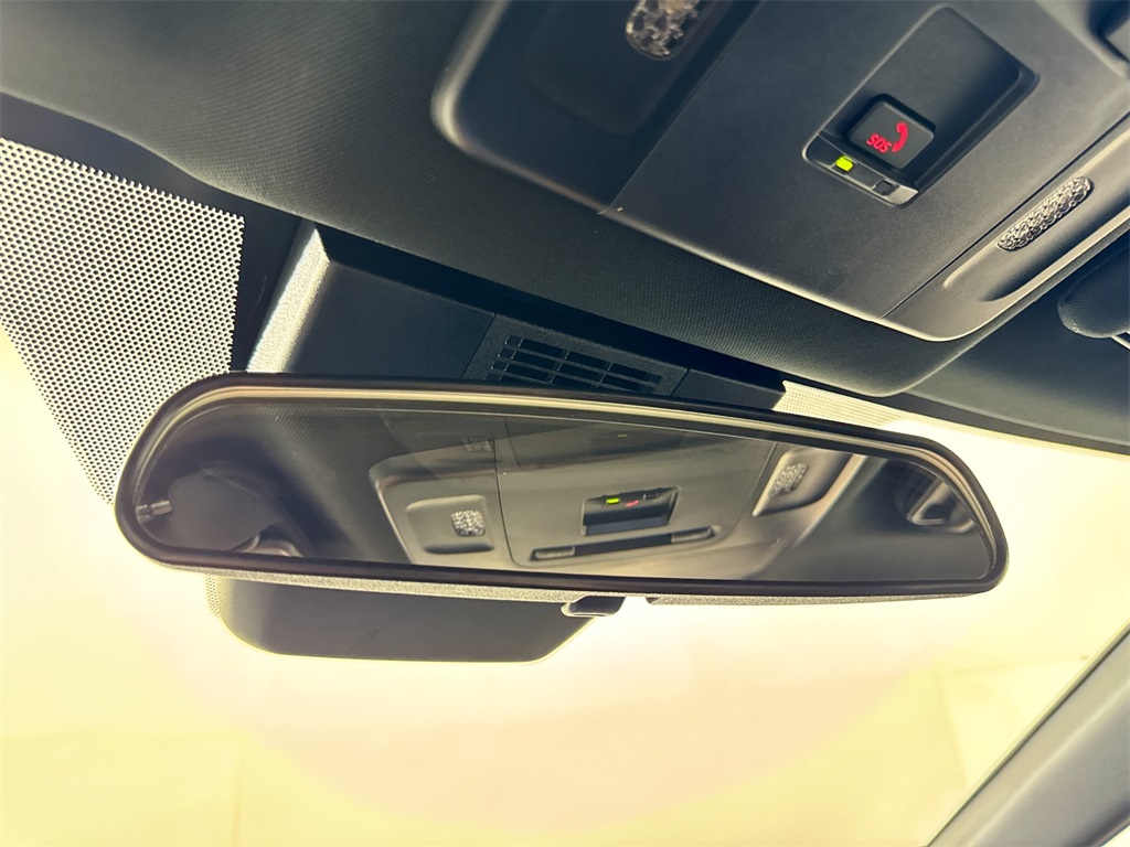 2025 Toyota Camry SE photo 35