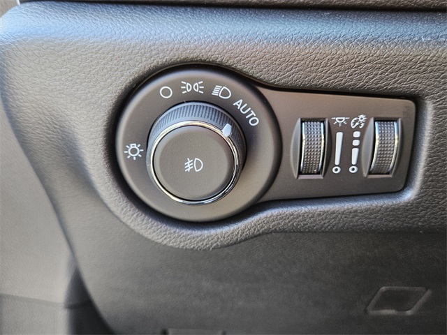 2026 Chrysler Pacifica photo 26