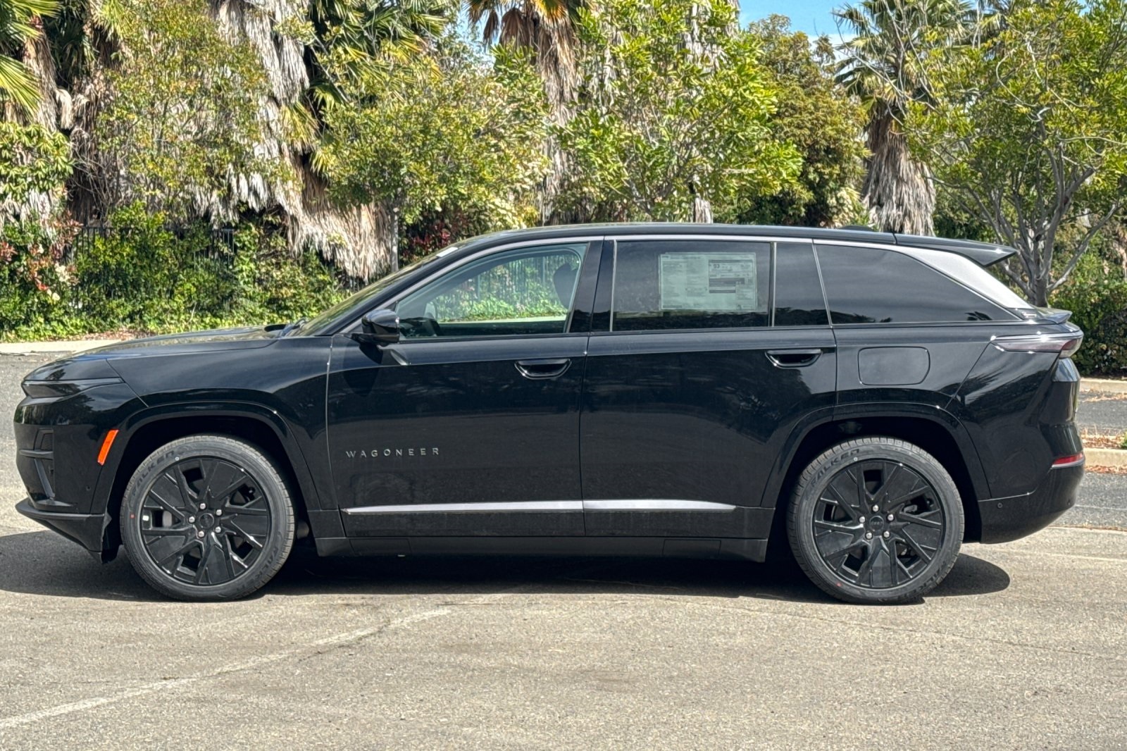 2025 Jeep Wagoneer S Launch Edition photo 6