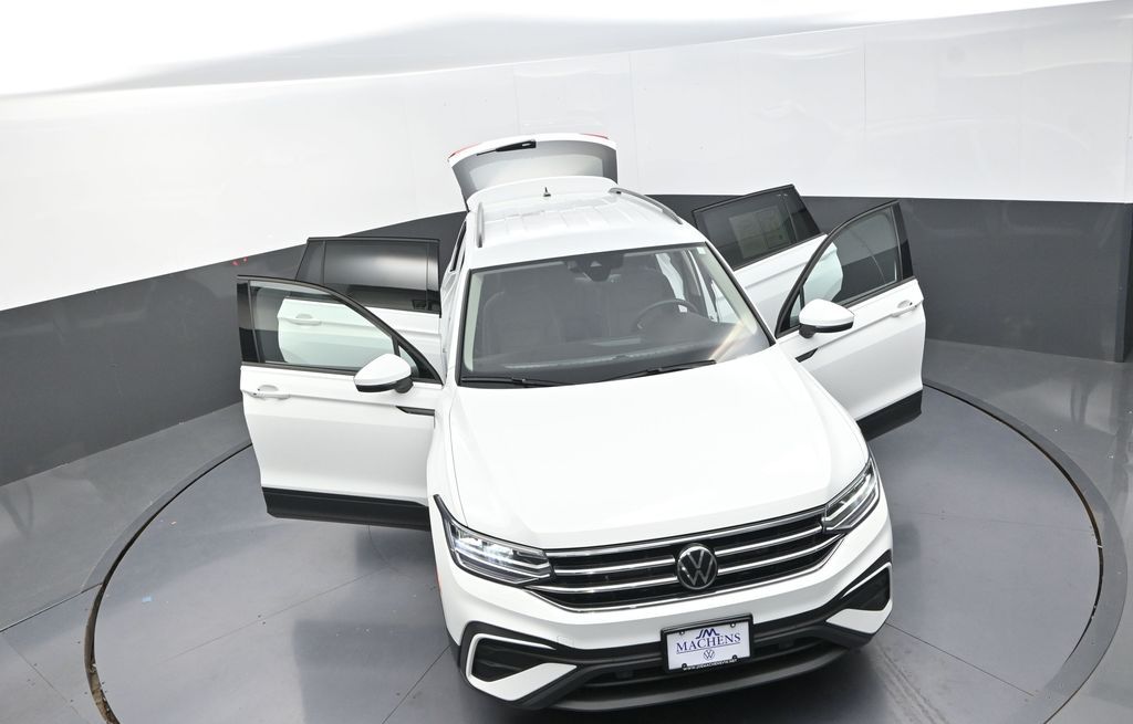 2024 Volkswagen Tiguan S photo 26
