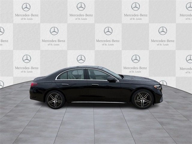 2026 Mercedes Benz E 450 4MATIC photo 2