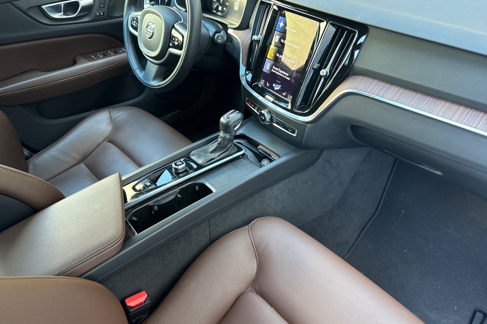 2022 Volvo V60 Cross Country T5 photo 17