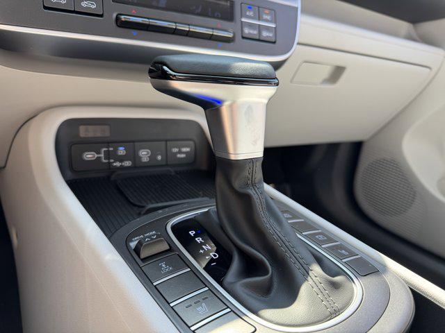 2026 Hyundai Kona SEL photo 36