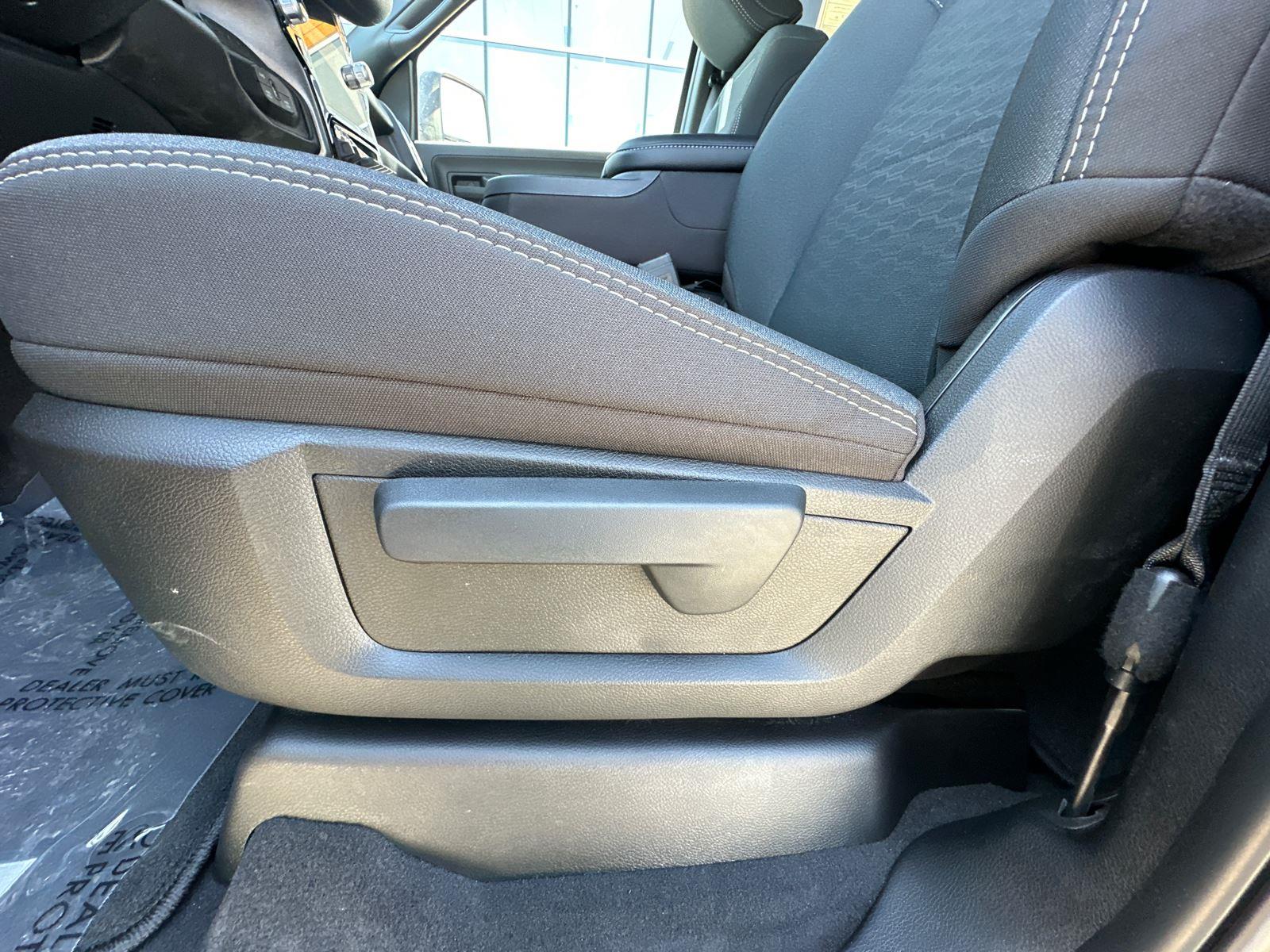 2025 Ram 2500 Tradesman photo 14