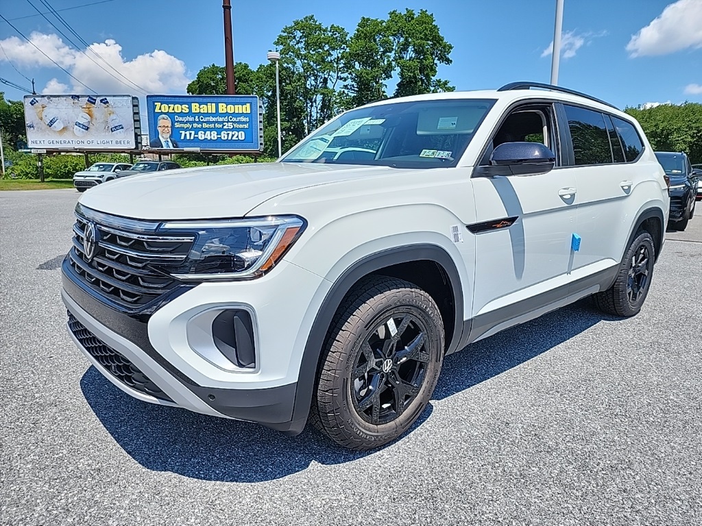 2025 Volkswagen Atlas Atlas Peak Edition's photo