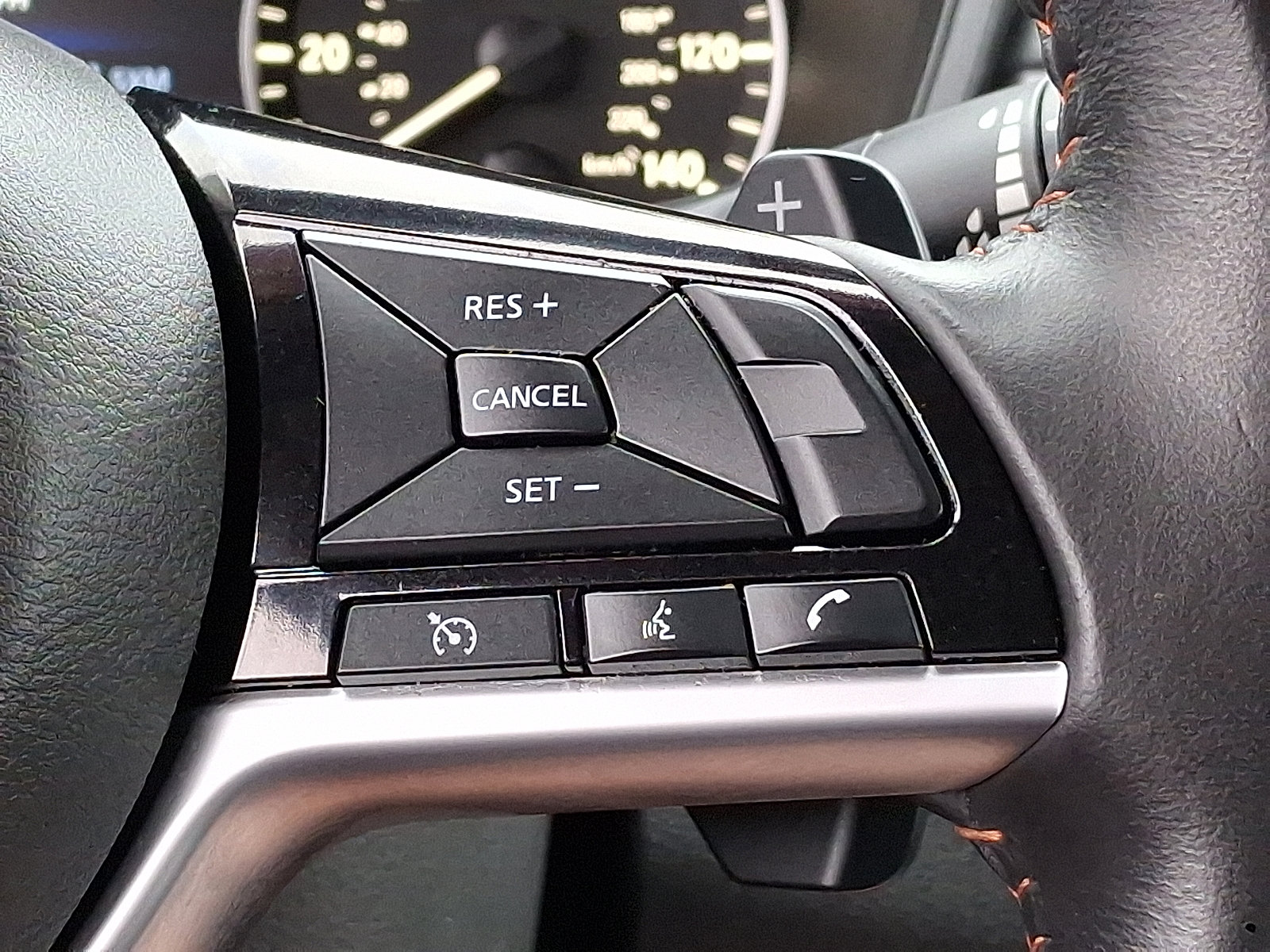 2024 Nissan Altima 2.5 SR photo 20