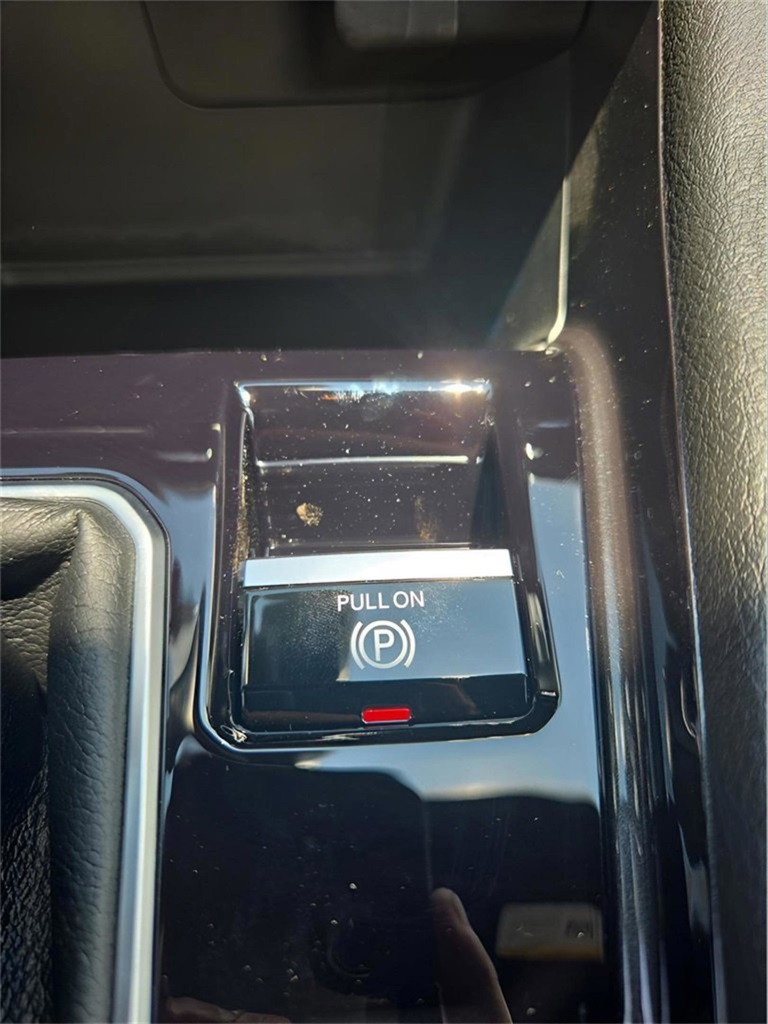 2025 Jeep Compass Latitude photo 18