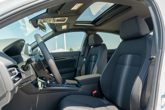 2025 Honda Civic Hybrid Sport photo 13