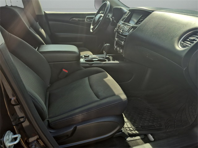 2020 Nissan Pathfinder SV photo 24