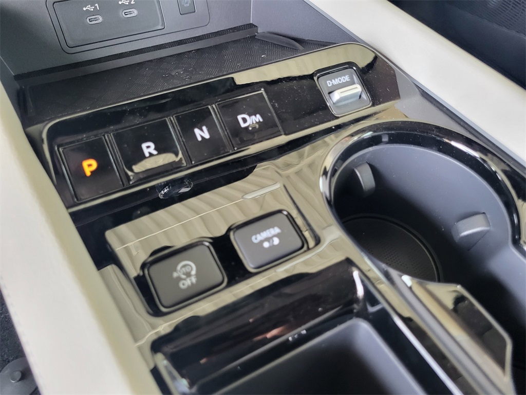 2025 Nissan Murano SV photo 11