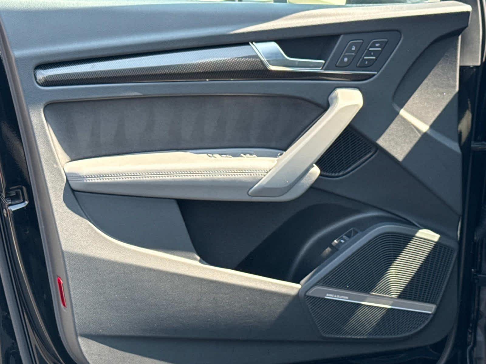 2022 Audi SQ5 Premium Plus photo 26