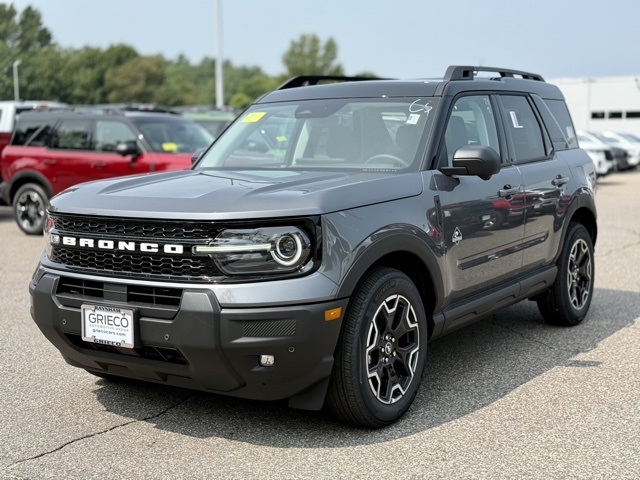 2025 Ford Bronco Sport Outer Banks photo 9